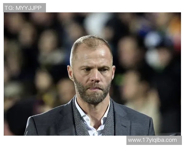 足球三十五号球星是谁解析及其在历史和现代足球中的地位 足球三十五号球星是谁解析及其在历史和现代足球中的地位