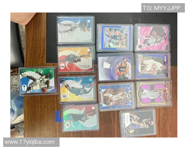 帕尼尼足球星卡金框限量版珍藏 卡面设计精美明星球员闪亮登场 帕尼尼足球星卡金框限量版珍藏 卡面设计精美明星球员闪亮登场